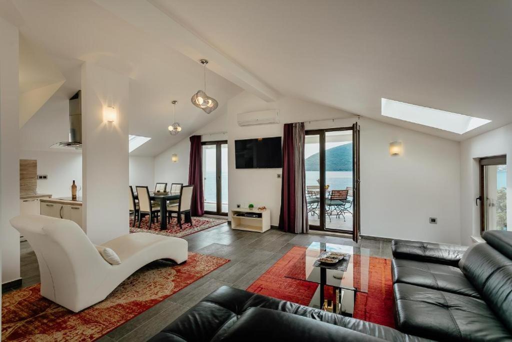 Apartments Joy Herceg Novi Exterior foto