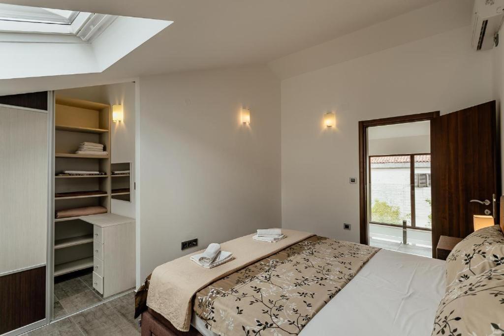 Apartments Joy Herceg Novi Exterior foto