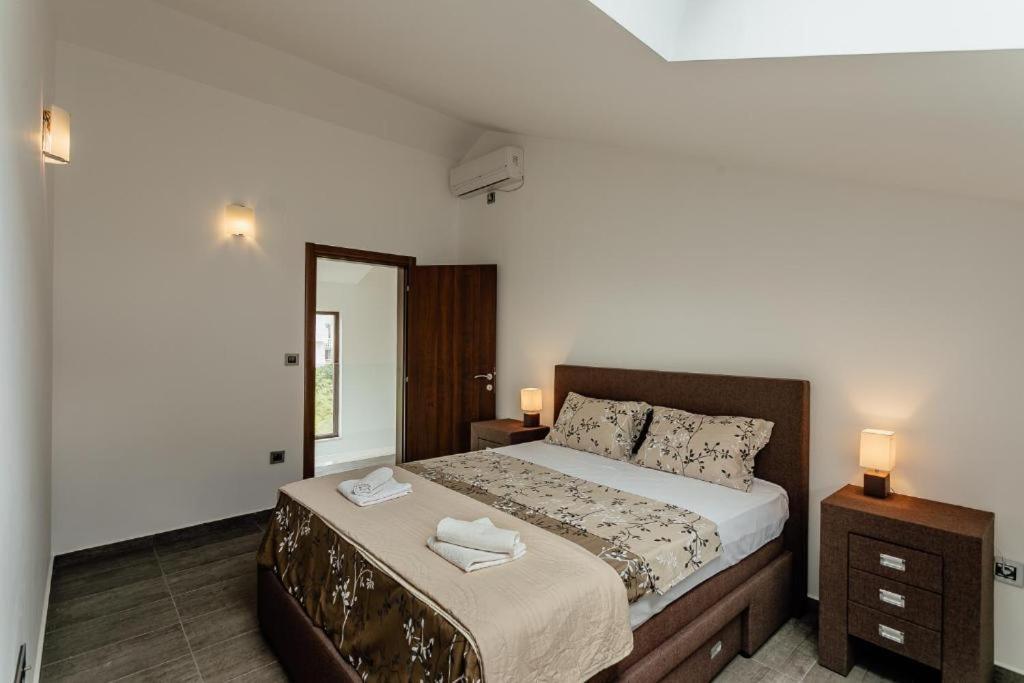 Apartments Joy Herceg Novi Exterior foto
