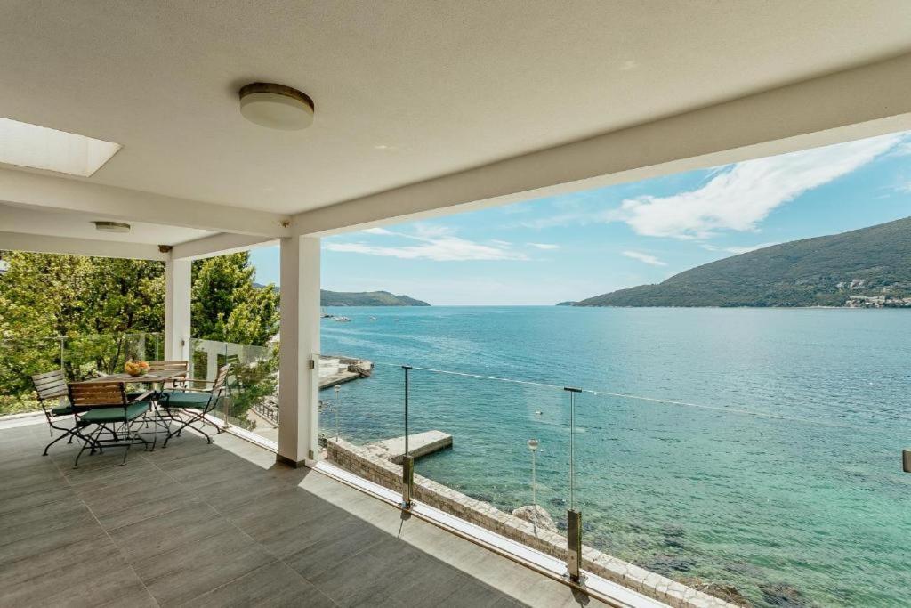 Apartments Joy Herceg Novi Exterior foto