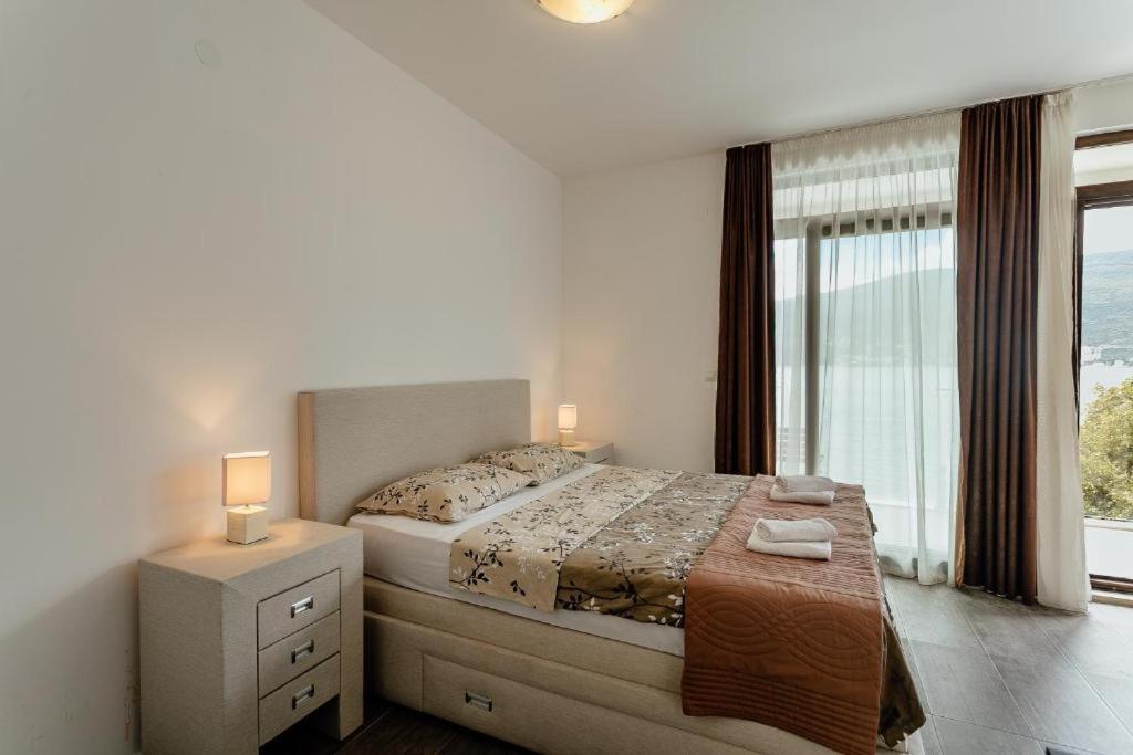 Apartments Joy Herceg Novi Exterior foto