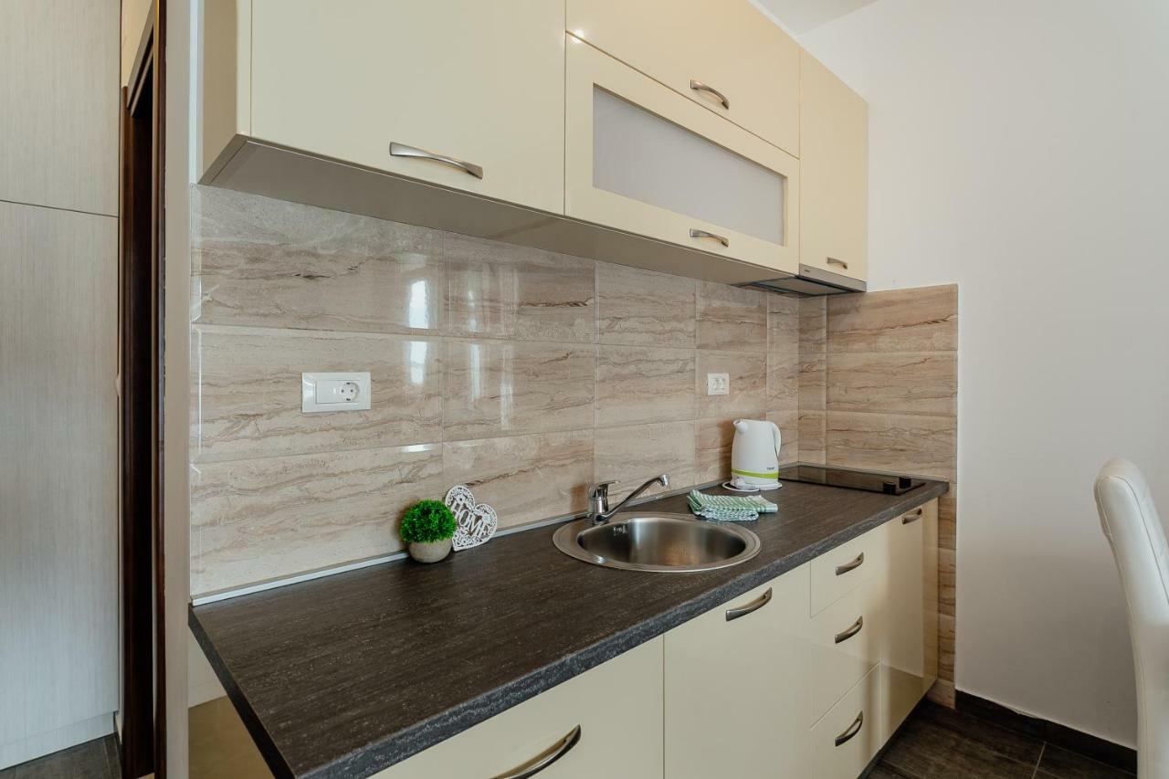Apartments Joy Herceg Novi Exterior foto