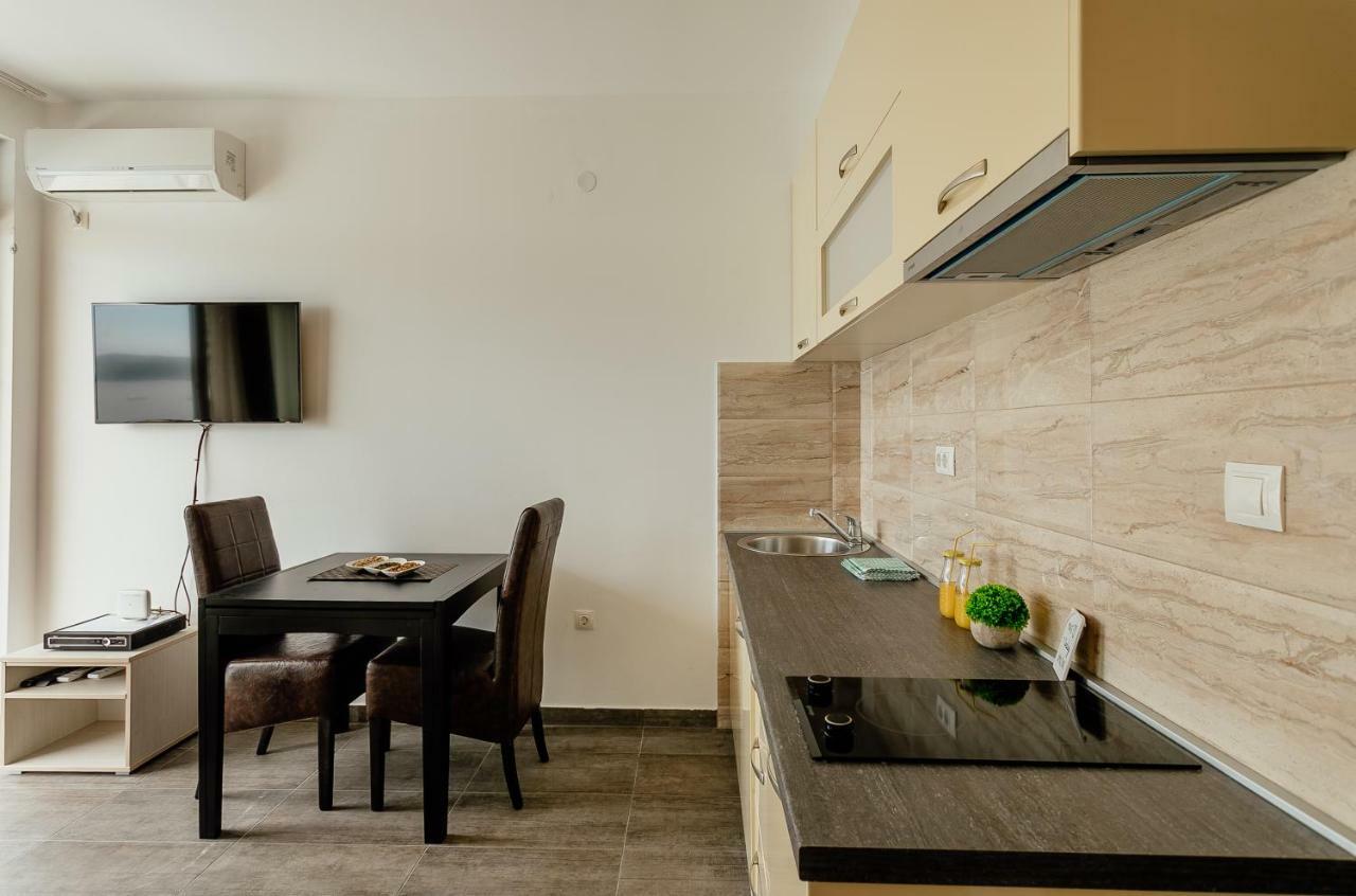 Apartments Joy Herceg Novi Exterior foto