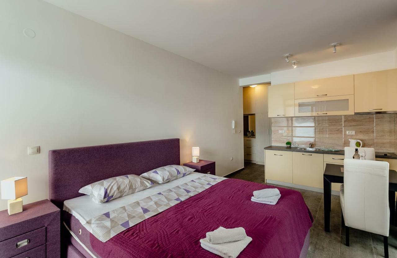 Apartments Joy Herceg Novi Exterior foto